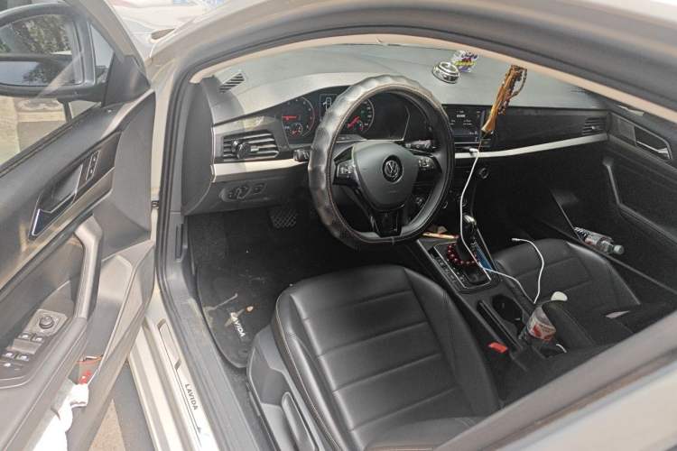 Used Volkswagen Lavida 2018 1.5L Automatic Comfort Edition China V Standard Driver Seat