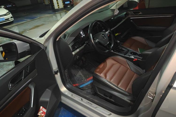 Used Volkswagen Lavida 2018 280TSI DSG Luxury Edition China V Standard Driver Seat