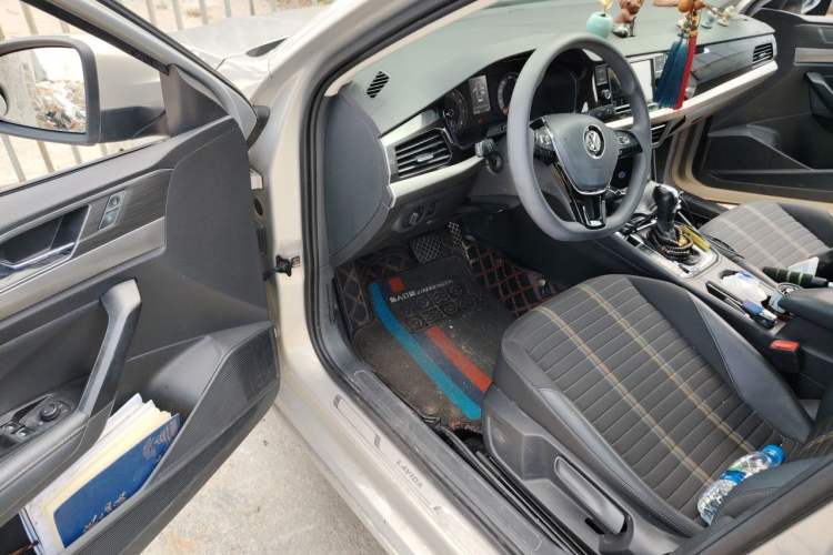 Used Volkswagen Lavida 2018 280TSI DSG Comfort Edition China V Standard Driver Seat