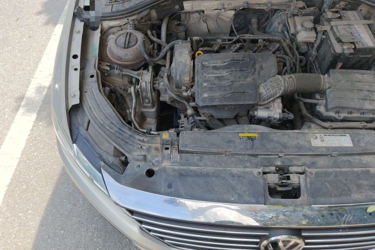 Used Volkswagen Lavida 2018 1.5L Automatic Comfort Edition China V Standard Engine Bay Right