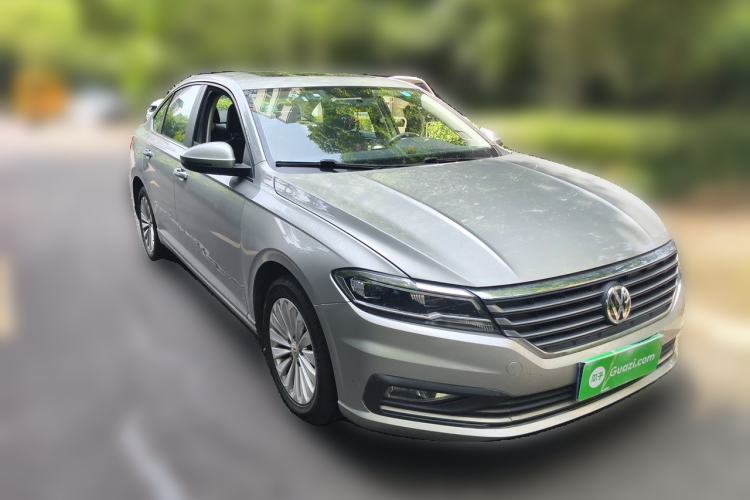Used Volkswagen Lavida 2018 1.5L Automatic Comfort Edition China V Standard Front Right 45 Deg