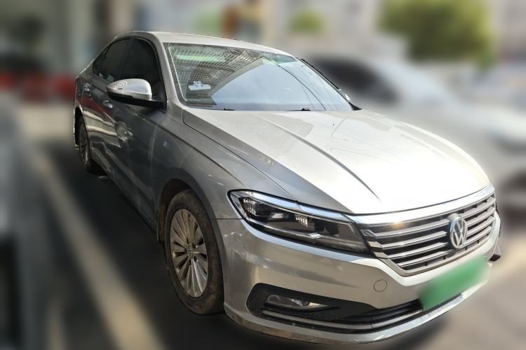 Used Volkswagen Lavida 2018 1.5L Automatic Comfort Edition China V Standard Front Right 45 Deg