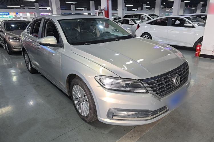 Used Volkswagen Lavida 2018 1.5L Automatic Comfort Edition China V Standard Front Right 45 Deg