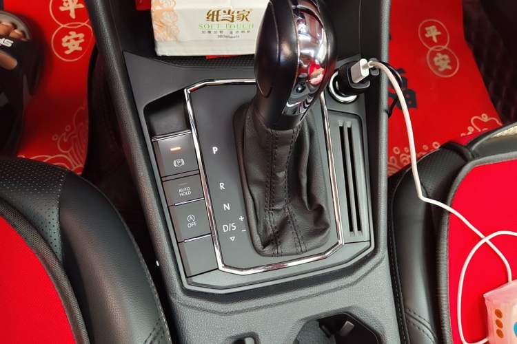 Used Volkswagen Lavida 2018 1.5L Automatic Comfort Edition China V Standard Gear Lever