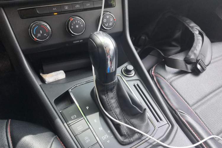 Used Volkswagen Lavida 2018 280TSI DSG Comfort Edition China V Standard Gear Lever