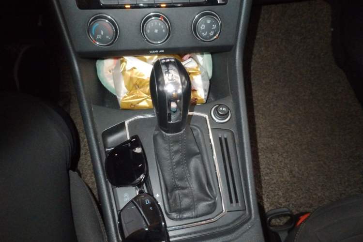 Used Volkswagen Lavida 2018 280TSI DSG Comfort Edition China V Standard Gear Lever