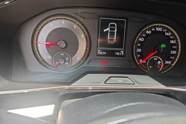Used Volkswagen Lavida 2018 1.5L Automatic Comfort Edition China V Standard Odometer Close Up