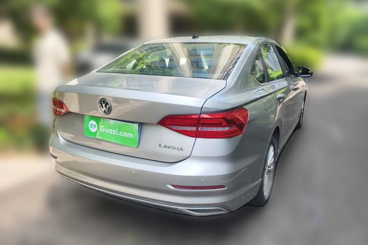 Used Volkswagen Lavida 2018 1.5L Automatic Comfort Edition China V Standard Rear Right 45 Deg
