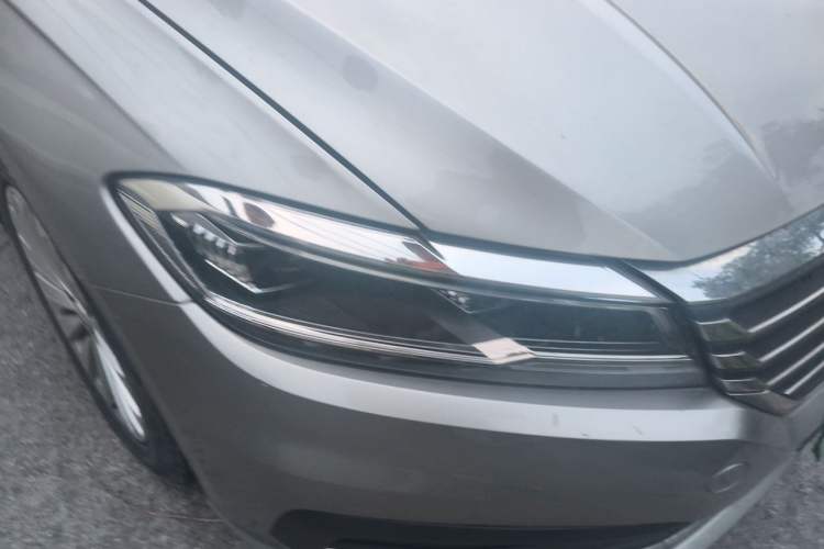 Used Volkswagen Lavida 2018 280TSI DSG Comfort Edition China V Standard Right Front Headlight