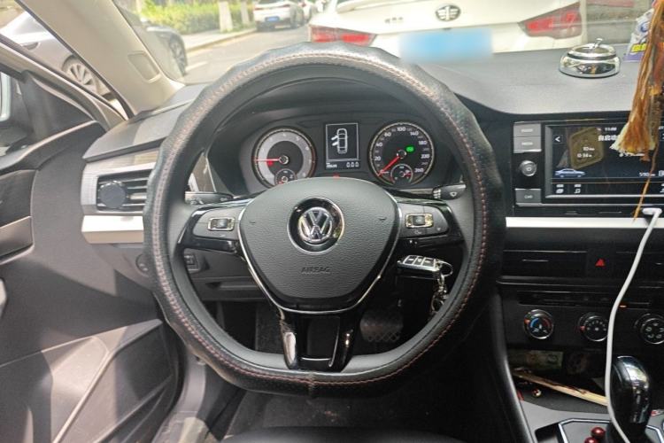 Used Volkswagen Lavida 2018 1.5L Automatic Comfort Edition China V Standard Steering Wheel