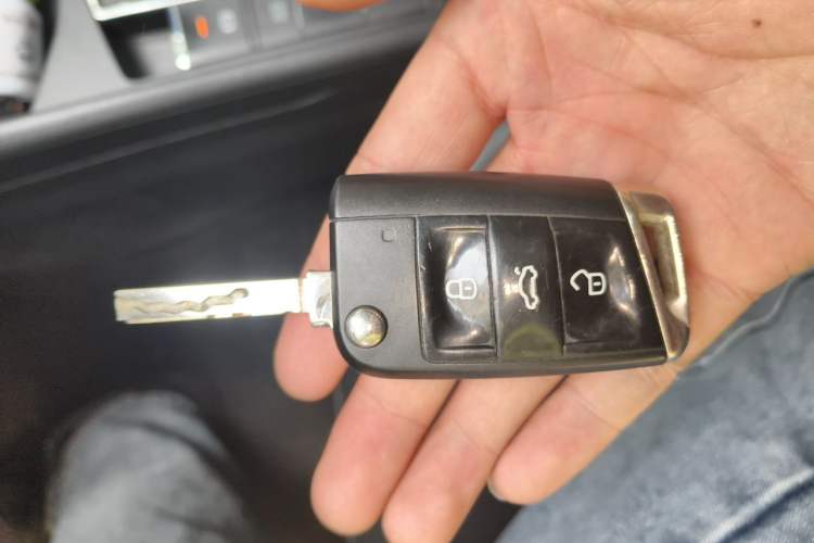 Used Volkswagen Lavida 2018 1.5L Automatic Comfort Edition China V Standard Vehicle Key