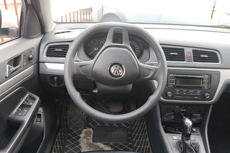 Used Volkswagen Lavida 2018 Classic 1.5L Automatic Fashion Edition China VI Standard Steering Wheel