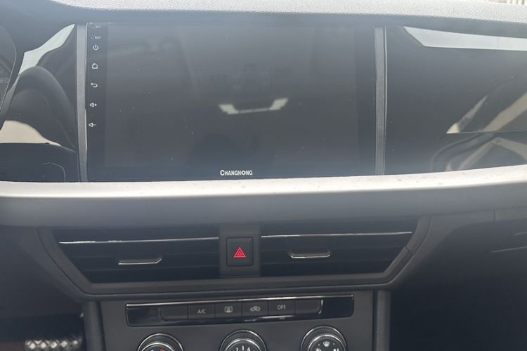 Used Volkswagen Lavida 2018 280TSI DSG Comfort Edition China V Standard Audio And AC Panel