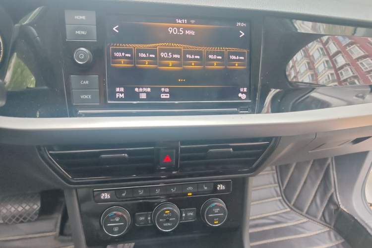 Used Volkswagen Lavida 2018 Hatchback 280TSI DSG Luxury Edition China V Standard Audio And AC Panel