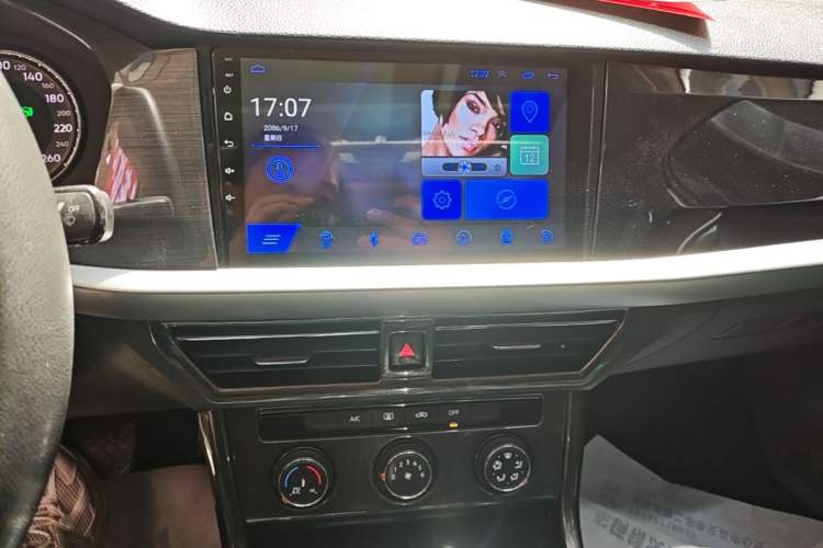 Used Volkswagen Lavida 2018 1.5L Automatic Comfort Edition China V Standard Audio And AC Panel