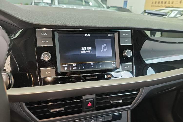 Used Volkswagen Lavida 2018 Hatchback 280TSI DSG Comfort Edition China V Standard Audio And AC Panel