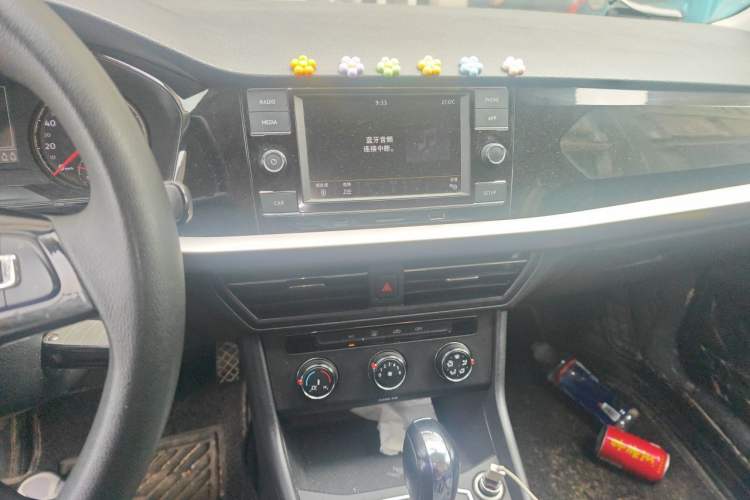 Used Volkswagen Lavida 2018 1.5L Automatic Comfort Edition China V Standard Audio And AC Panel