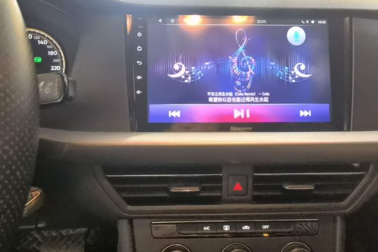 Used Volkswagen Lavida 2018 1.5L Automatic Fashion Edition China V Standard Audio And AC Panel