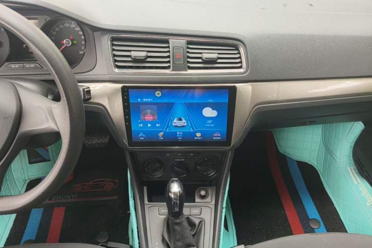 Used Volkswagen Lavida 2018 Classic 1.5L Automatic Fashion Edition China VI Standard Audio And AC Panel