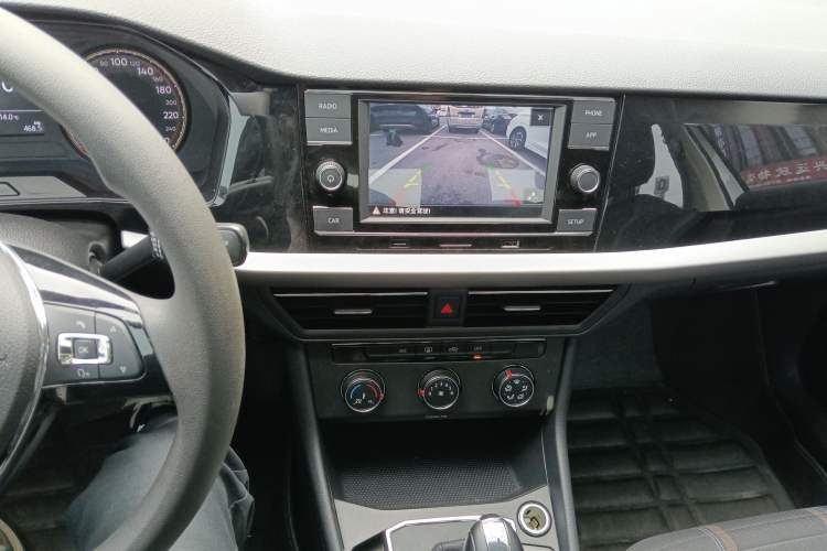 Used Volkswagen Lavida 2018 280TSI DSG Comfort Edition China V Standard Audio And AC Panel