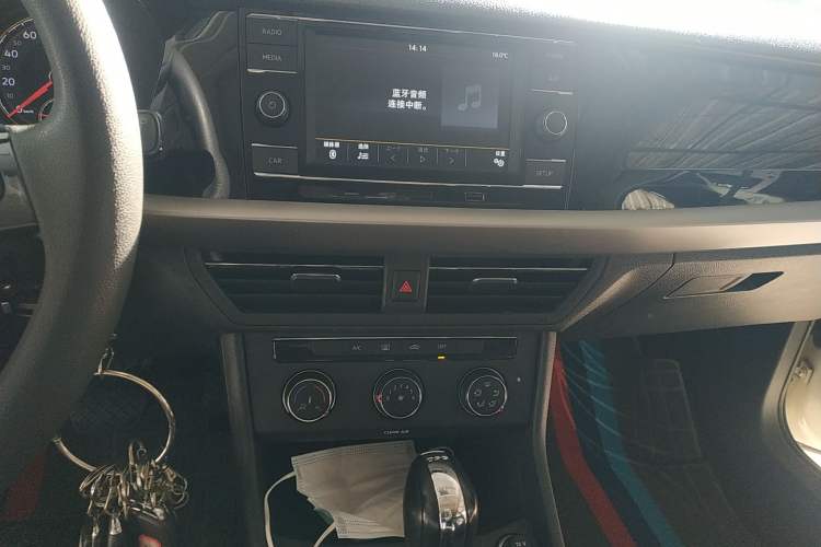 Used Volkswagen Lavida 2018 Hatchback 280TSI DSG Comfort Edition China V Standard Audio And AC Panel