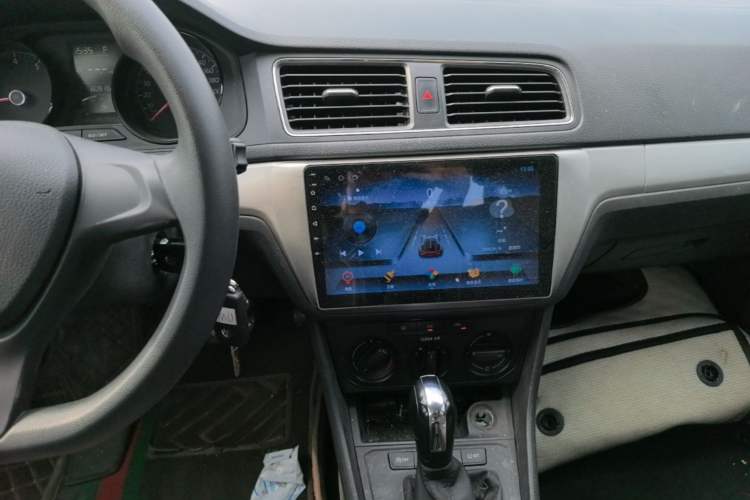 Used Volkswagen Lavida 2018 Classic 1.5L Automatic Fashion Edition China VI Standard Audio And AC Panel