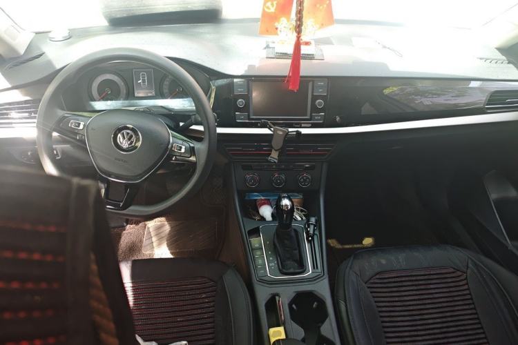 Used Volkswagen Lavida 2018 280TSI DSG Comfort Edition China V Standard Center Console