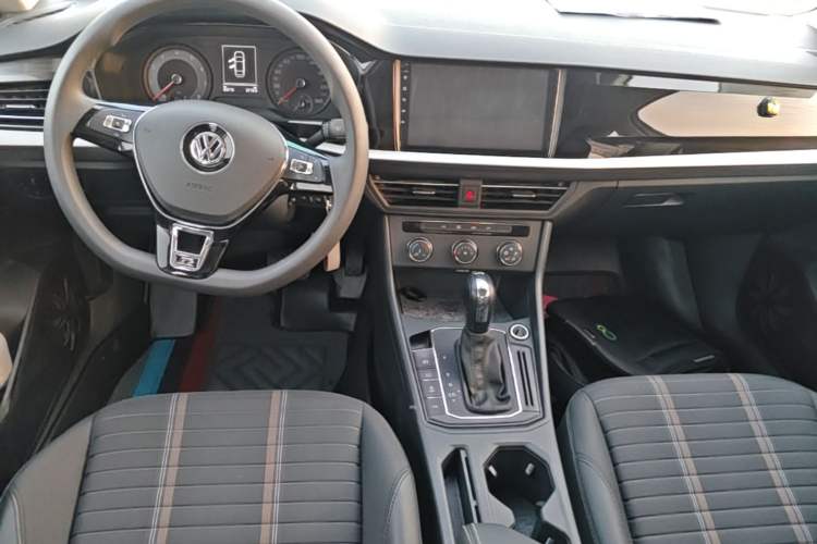 Used Volkswagen Lavida 2018 280TSI DSG Comfort Edition China V Standard Center Console