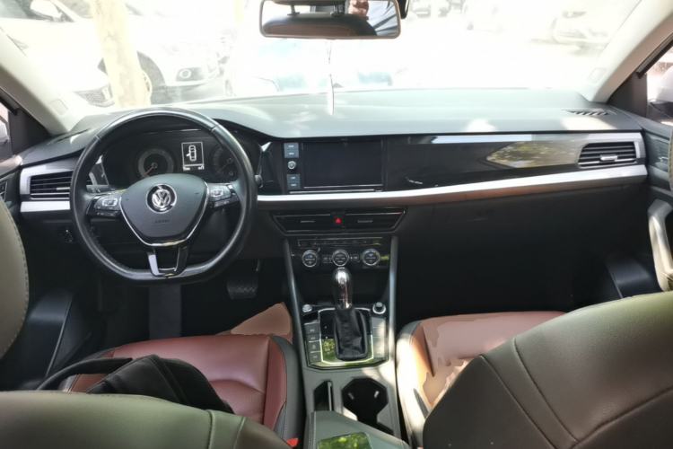 Used Volkswagen Lavida 2018 280TSI DSG Luxury Edition China V Standard Center Console