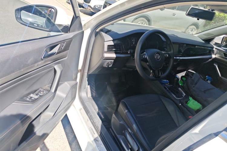 Used Volkswagen Lavida 2018 1.5L Automatic Comfort Edition China V Standard Driver Seat