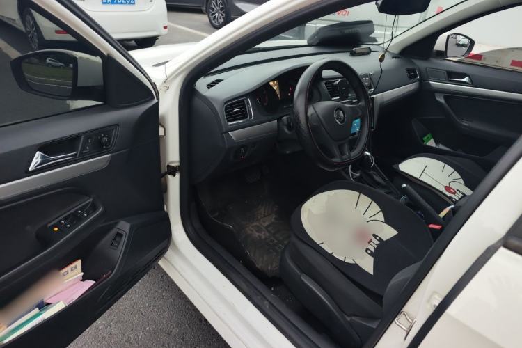 Used Volkswagen Lavida 2018 Classic 1.5L Automatic Fashion Edition China VI Standard Driver Seat