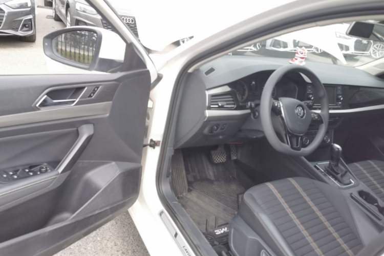 Used Volkswagen Lavida 2018 280TSI DSG Comfort Edition China V Standard Driver Seat