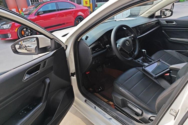 Used Volkswagen Lavida 2018 1.5L Automatic Comfort Edition China V Standard Driver Seat