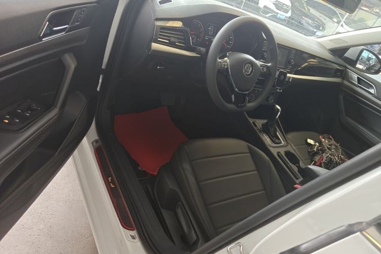 Used Volkswagen Lavida 2018 1.5L Automatic Comfort Edition China V Standard Driver Seat