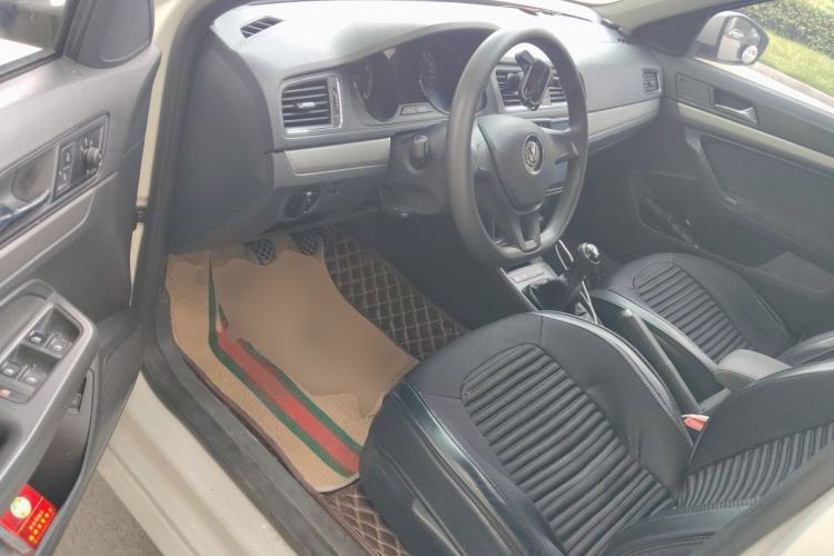 Used Volkswagen Lavida 2018 Classic 1.5L Manual Fashion Edition China VI Standard Driver Seat