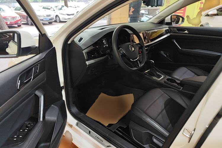 Used Volkswagen Lavida 2018 1.5L Automatic Comfort Edition China V Standard Driver Seat