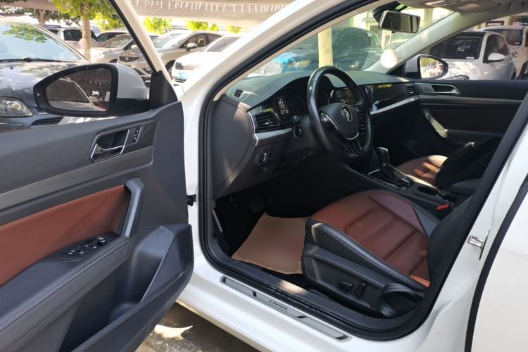 Used Volkswagen Lavida 2018 280TSI DSG Luxury Edition China V Standard Driver Seat