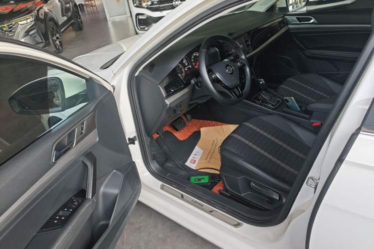 Used Volkswagen Lavida 2018 280TSI DSG Comfort Edition China V Standard Driver Seat