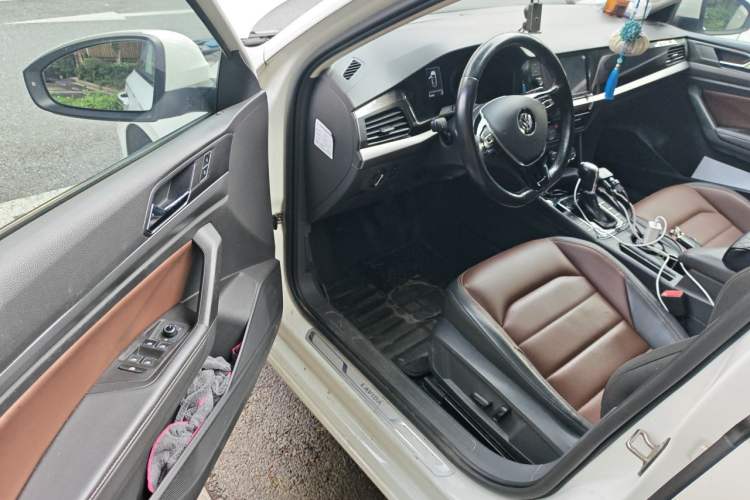 Used Volkswagen Lavida 2018 280TSI DSG Luxury Edition China V Standard Driver Seat