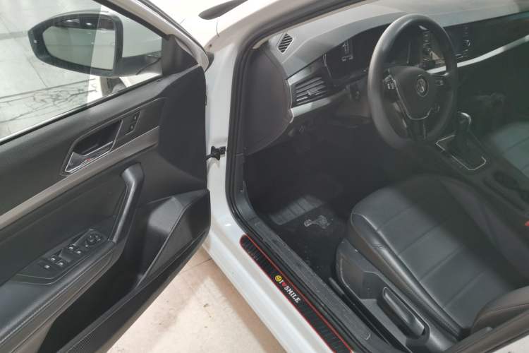 Used Volkswagen Lavida 2018 1.5L Automatic Comfort Edition China V Standard Driver Seat
