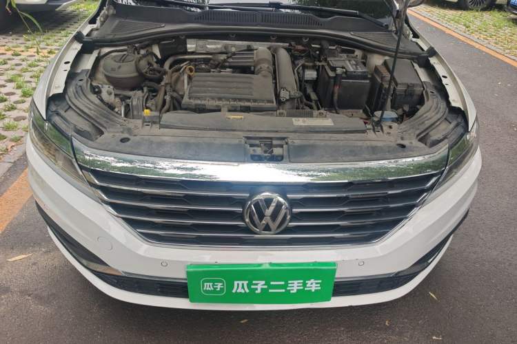 Used Volkswagen Lavida 2018 Hatchback 280TSI DSG Luxury Edition China V Standard Engine Bay