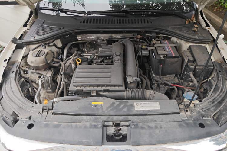 Used Volkswagen Lavida 2018 Hatchback 280TSI DSG Luxury Edition China V Standard Engine Bay
