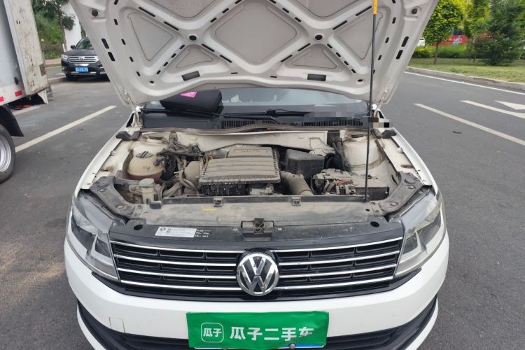 Used Volkswagen Lavida 2018 Classic 1.5L Automatic Fashion Edition China VI Standard Engine Bay