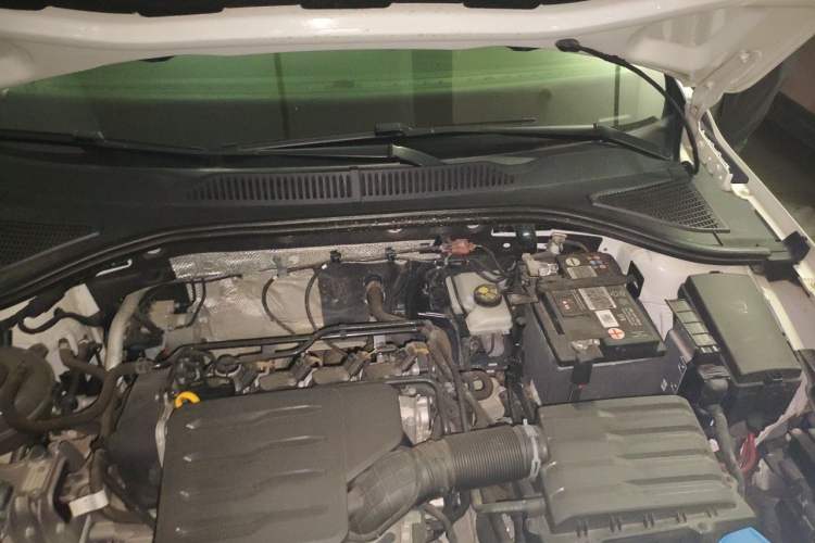 Used Volkswagen Lavida 2018 1.5L Automatic Comfort Edition China V Standard Engine Bay