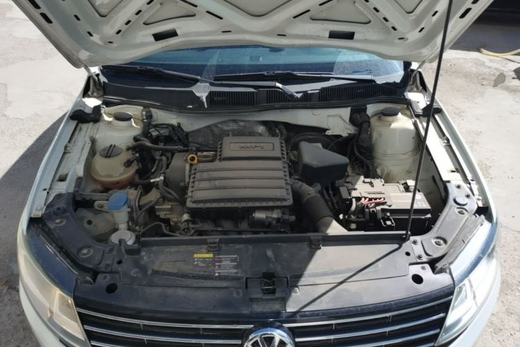 Used Volkswagen Lavida 2018 Classic 1.5L Automatic Comfort Edition China VI Standard Engine Bay