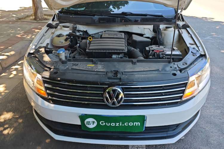 Used Volkswagen Lavida 2018 Classic 1.5L Automatic Fashion Edition China VI Standard Engine Bay