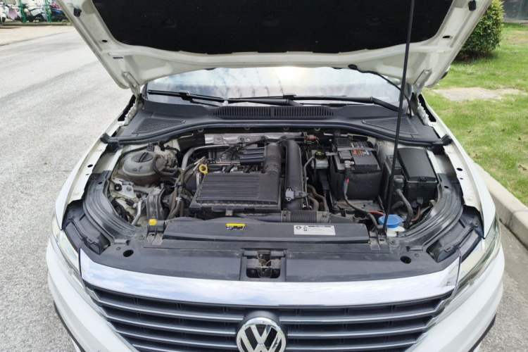 Used Volkswagen Lavida 2018 280TSI DSG Comfort Edition China V Standard Engine Bay