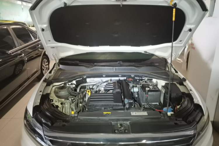 Used Volkswagen Lavida 2018 Hatchback 280TSI DSG Comfort Edition China V Standard Engine Bay