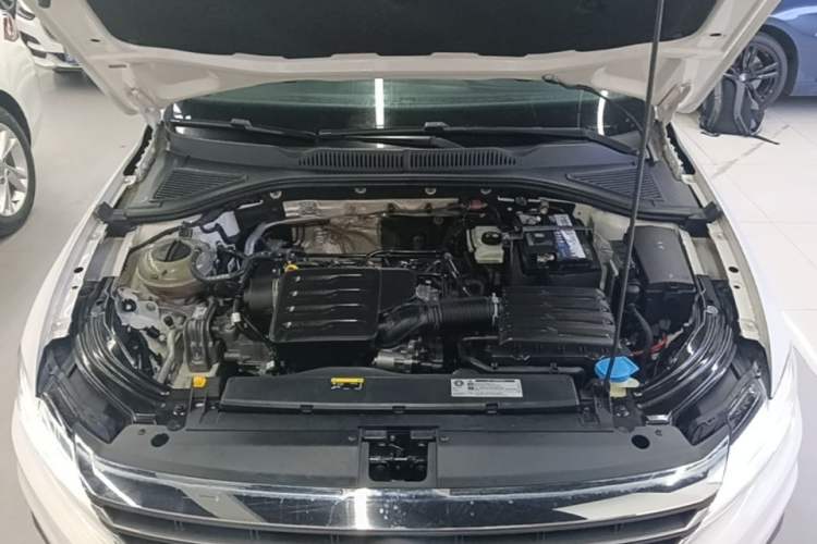 Used Volkswagen Lavida 2018 1.5L Automatic Comfort Edition China V Standard Engine Bay