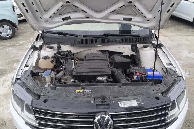 Used Volkswagen Lavida 2018 Classic 1.5L Automatic Fashion Edition China VI Standard Engine Bay
